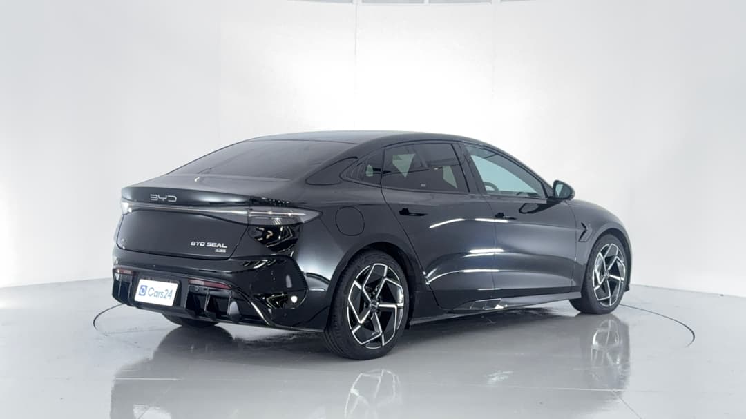 2023 Byd Seal Performance, Automatic, 18708 km, Right Back Diagonal (45- Degree) View
