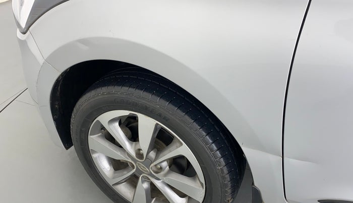 2015 Hyundai Elite i20 Sportz(O) 1.2 VTVT MT, Petrol, Manual, 30,507 km, Left fender - Slightly dented