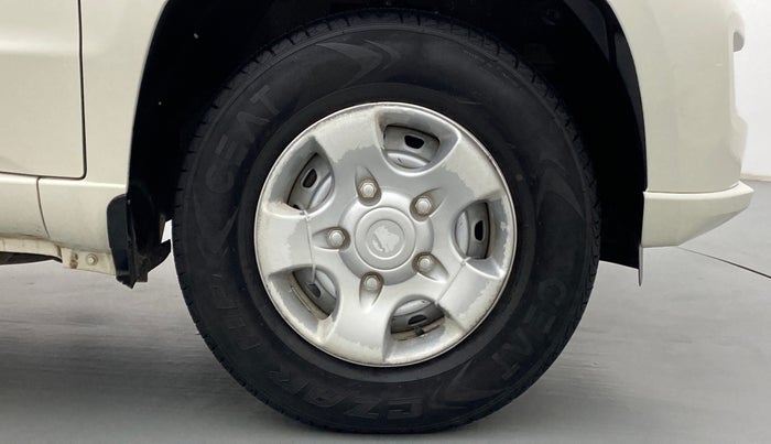 2022 Mahindra BOLERO NEO N 4, Diesel, Manual, 10,228 km, Right Front Wheel