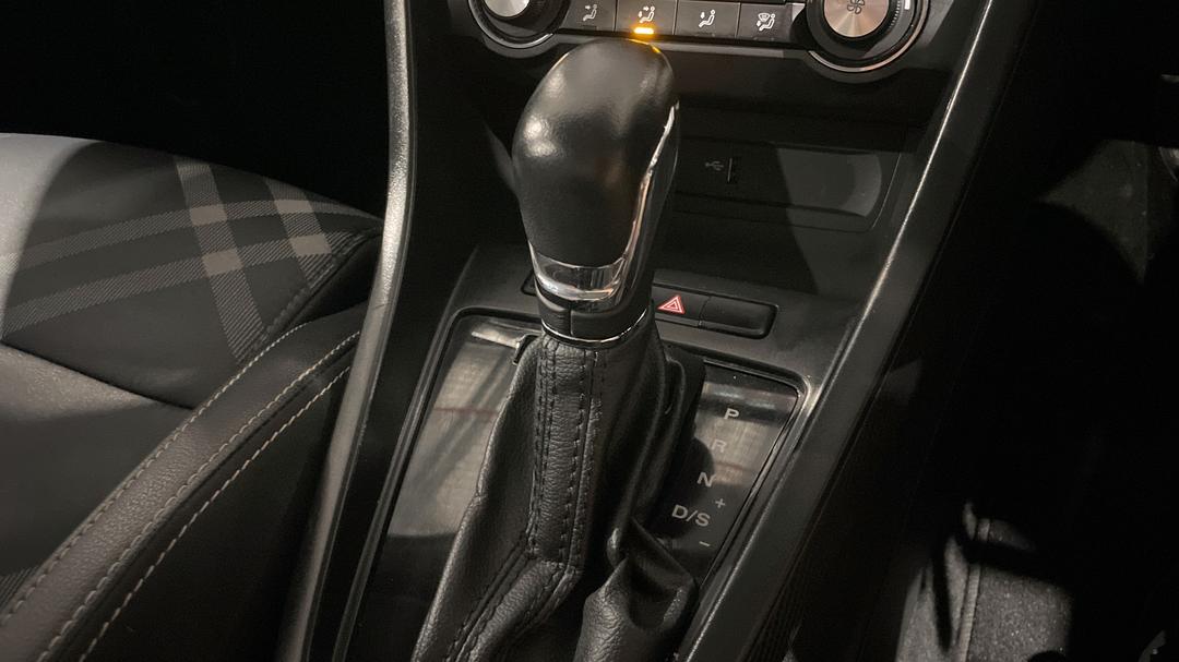 2021 MG Mg3 Auto Excite (with Navigation), Automatic, 31327 km, Gear Lever 