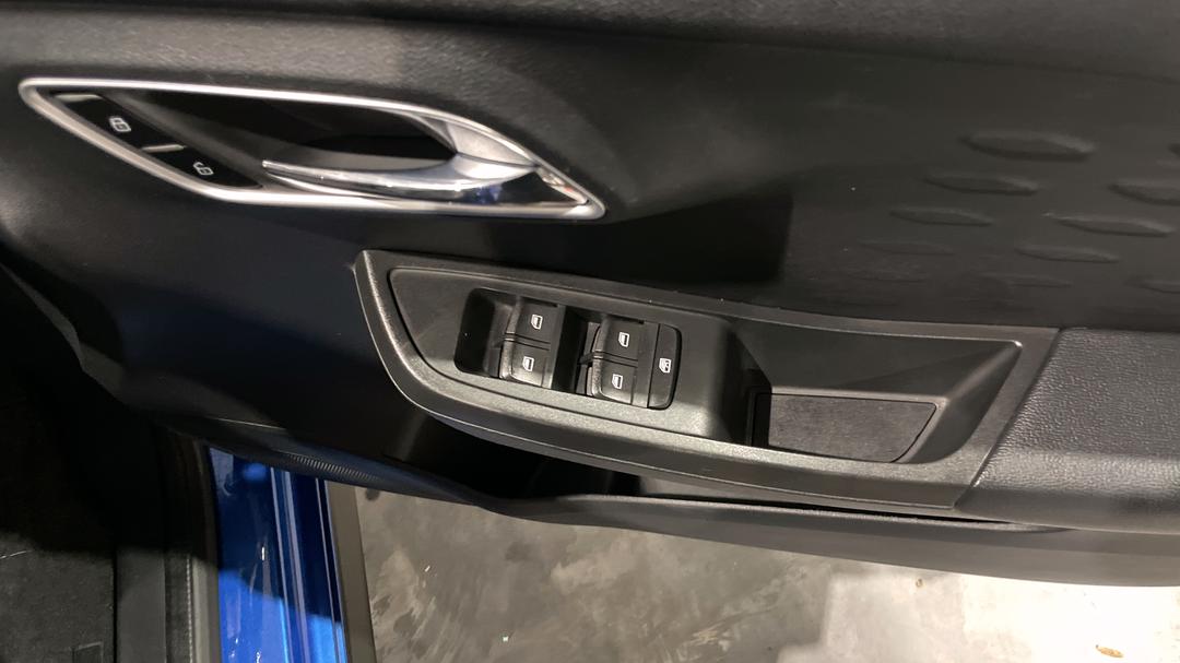 2021 MG Mg3 Auto Excite (with Navigation), Automatic, 31327 km, Drivers Side Door Panel Controls