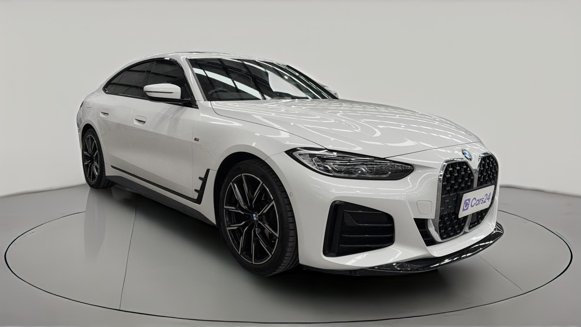 2022 BMW 4