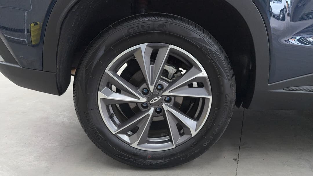 2024 Chery Omoda 5 Fx, Automatic, 17227 km, Right Rear Wheel