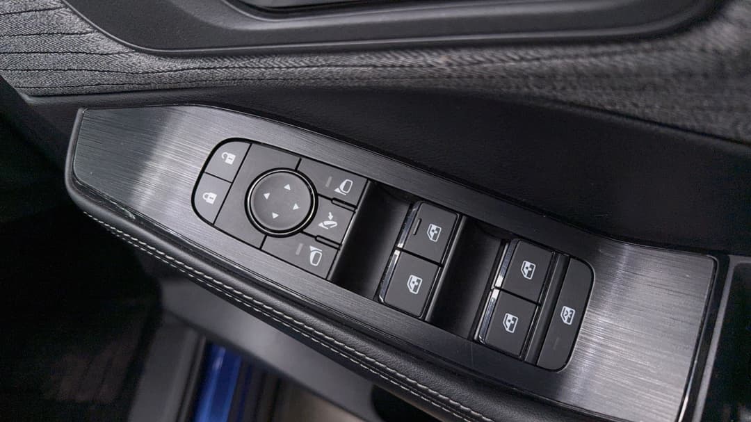 2024 Nissan X-trail St (2WD), Automatic, 58893 km, Drivers Side Door Panel Controls