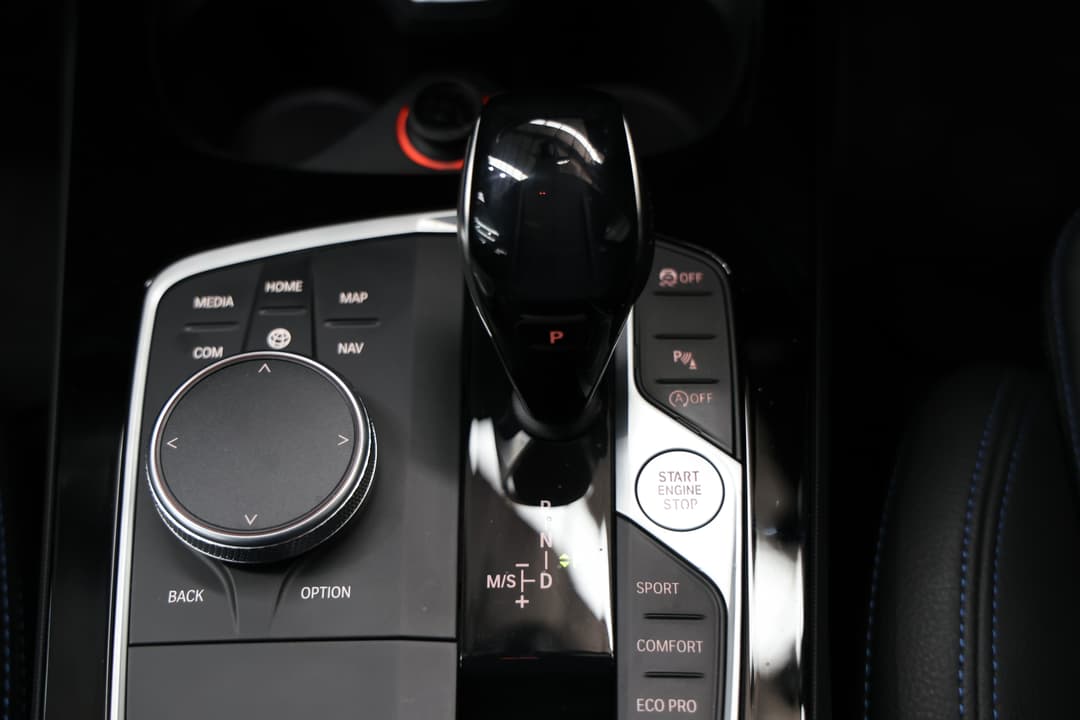 2021 BMW 1 18i M Sport, Automatic, 54467 km, Gear Lever 