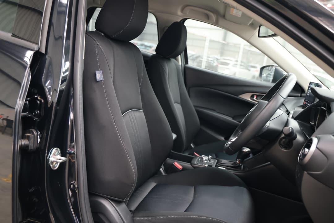 2022 Mazda CX-3 Maxx Sport (FWD), Automatic, 90140 km, Right Side Front Door Cabin View