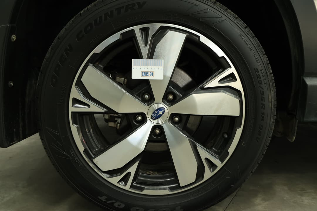 2021 Subaru Forester 2.5i-s (AWD), Automatic, 105375 km, Wheels Rim Rear RHS Gutter Rash
