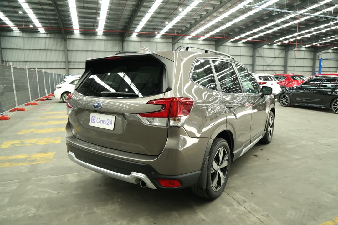 2021 Subaru Forester 2.5i-s (AWD), Automatic, 105375 km, Right Back Diagonal (45- Degree) View