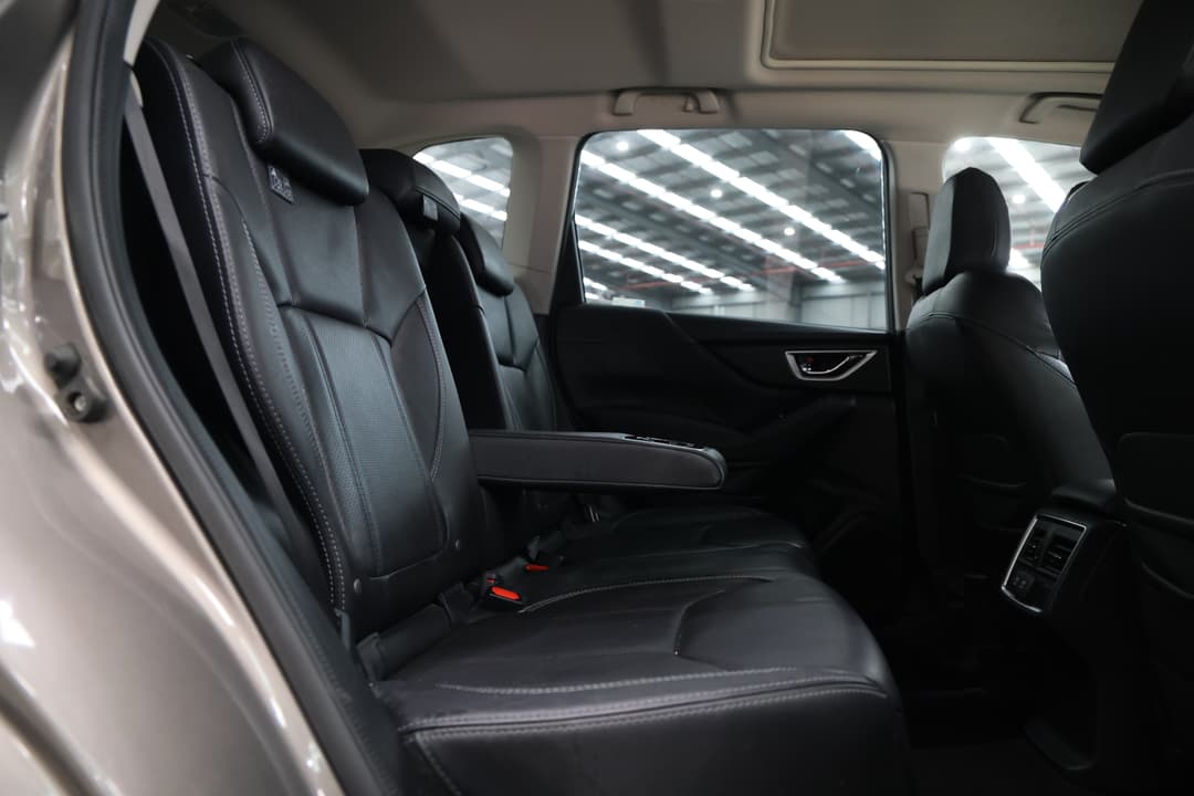 2021 Subaru Forester 2.5i-s (AWD), Automatic, 105375 km, Right Side Rear Door Cabin View