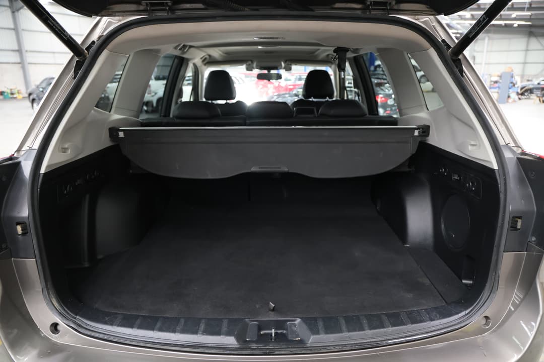 2021 Subaru Forester 2.5i-s (AWD), Automatic, 105375 km, Boot Inside View