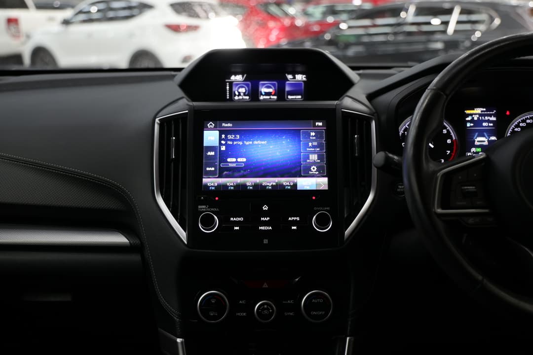 2021 Subaru Forester 2.5i-s (AWD), Automatic, 105375 km, Center Console