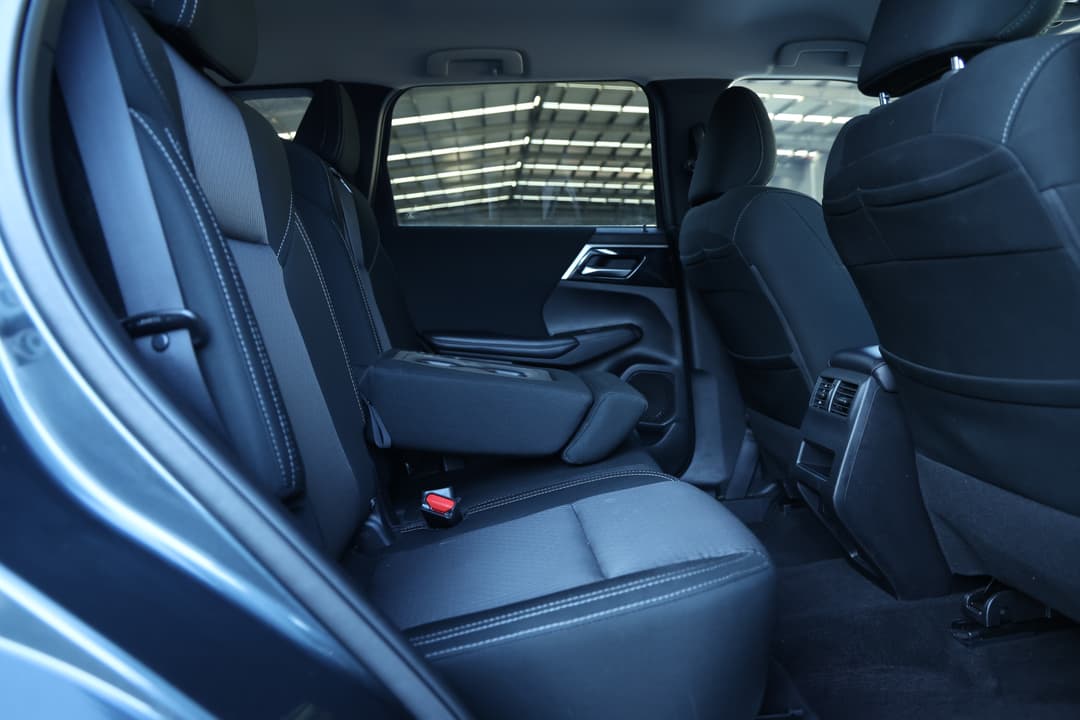 2024 Mitsubishi Outlander Ls 7 Seat (2WD), Automatic, 60596 km, Right Side Rear Door Cabin View