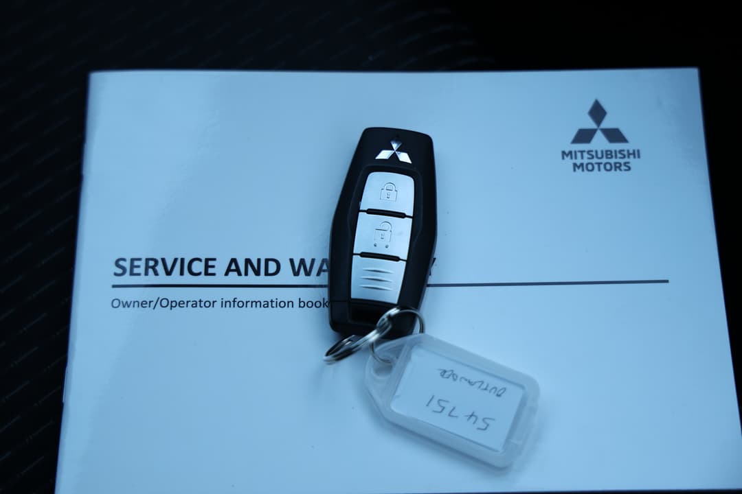 2024 Mitsubishi Outlander Ls 7 Seat (2WD), Automatic, 60596 km, Key Close-up