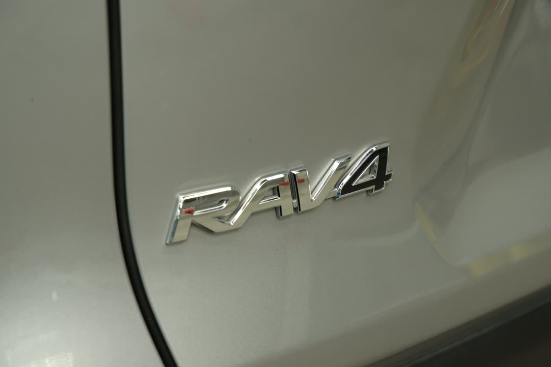 2021 Toyota RAV4 Cruiser (2WD) Hybrid, Automatic, 41715 km, Badge (Boot Left Side)