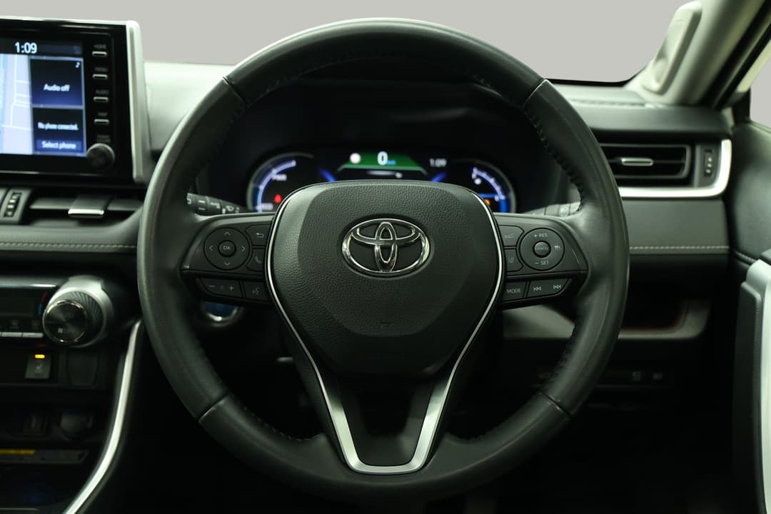 2021 Toyota RAV4 Cruiser (2WD) Hybrid, Automatic, 41715 km, Steering Wheel Close-up