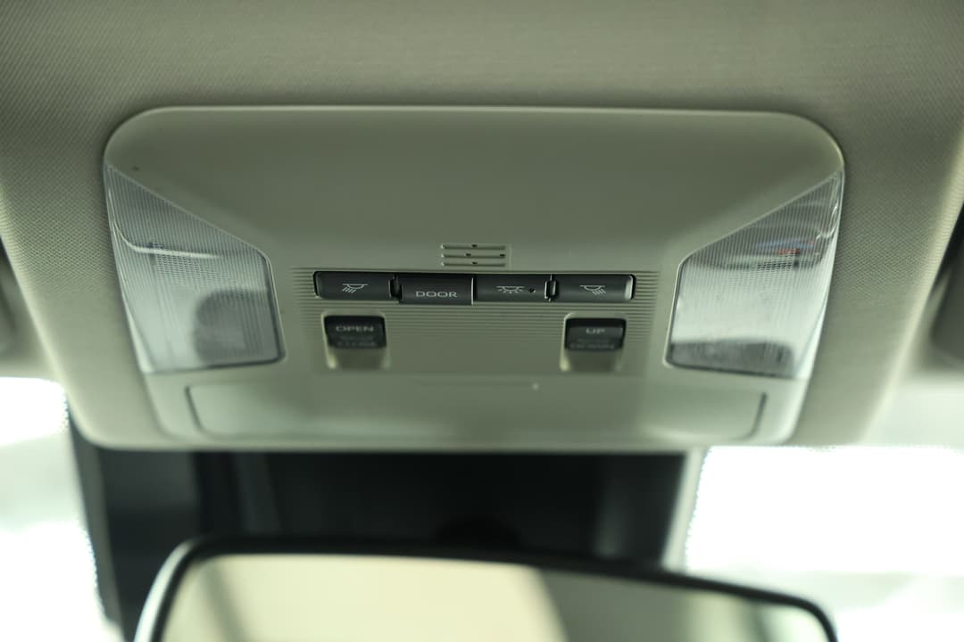 2021 Toyota RAV4 Cruiser (2WD) Hybrid, Automatic, 41715 km, On-Roof Controls/Sunglass holder