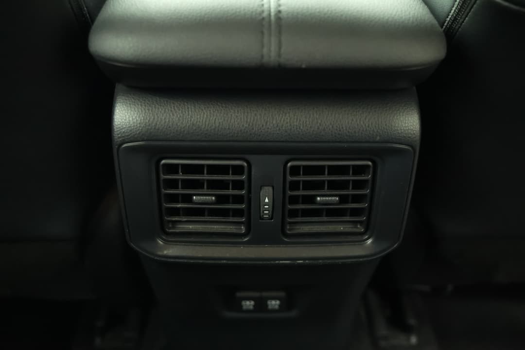 2021 Toyota RAV4 Cruiser (2WD) Hybrid, Automatic, 41715 km, Rear A/C Vent