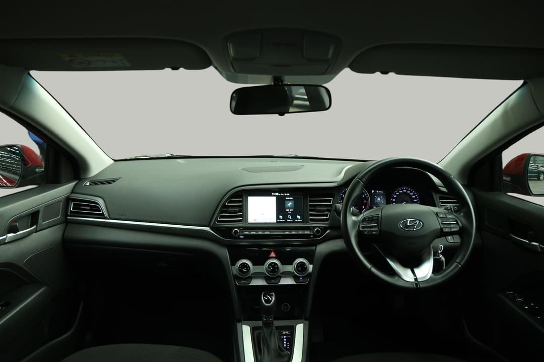 2019 Hyundai Elantra Active, Automatic, 39847 km, Dashboard View