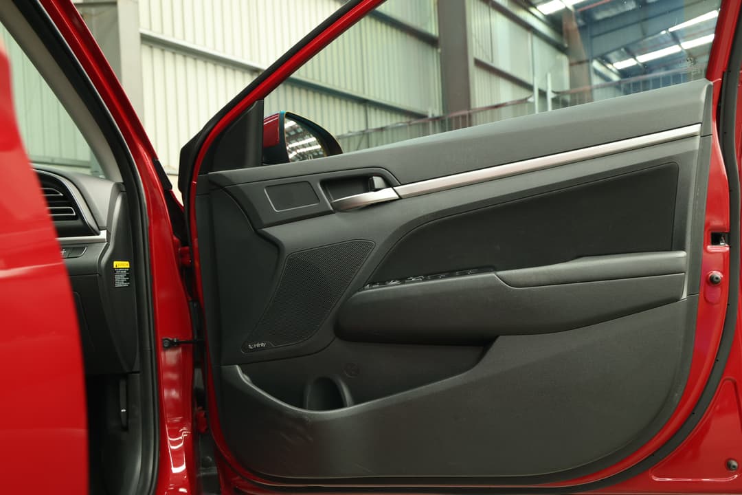 2019 Hyundai Elantra Active, Automatic, 39847 km, Speaker View
