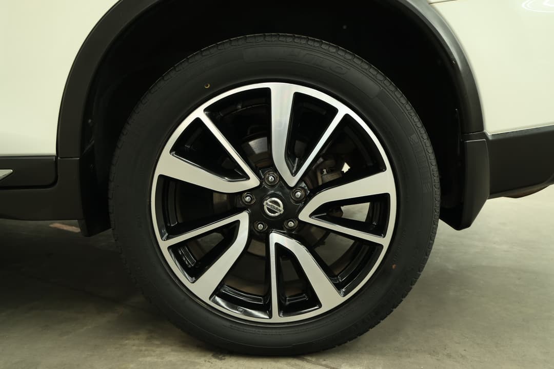 2018 Nissan X-trail Tl (4WD), Automatic, 108392 km, Left Rear Wheel