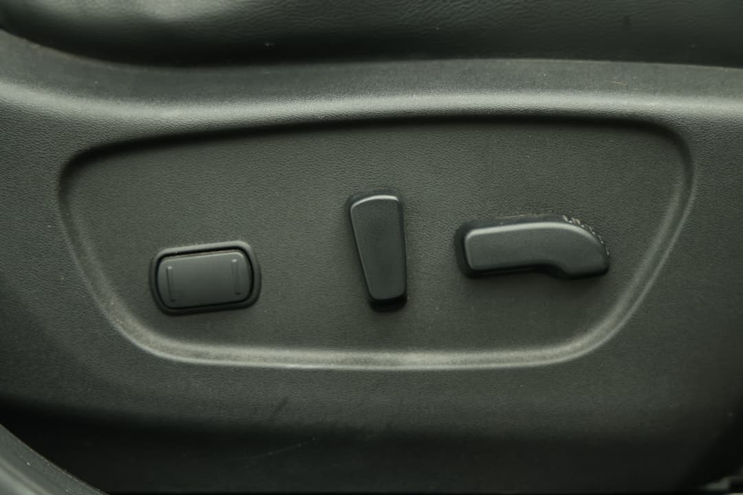 2018 Nissan X-trail Tl (4WD), Automatic, 108392 km, Drivers Side Adjustment Panel