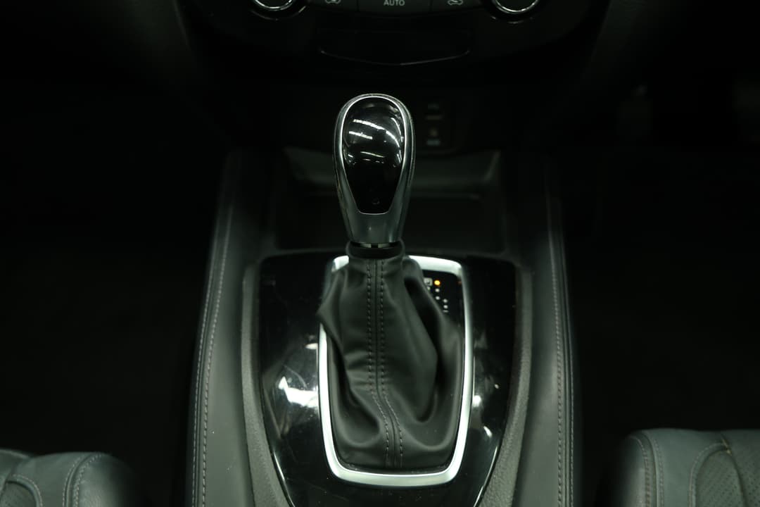 2018 Nissan X-trail Tl (4WD), Automatic, 108392 km, Gear Lever 