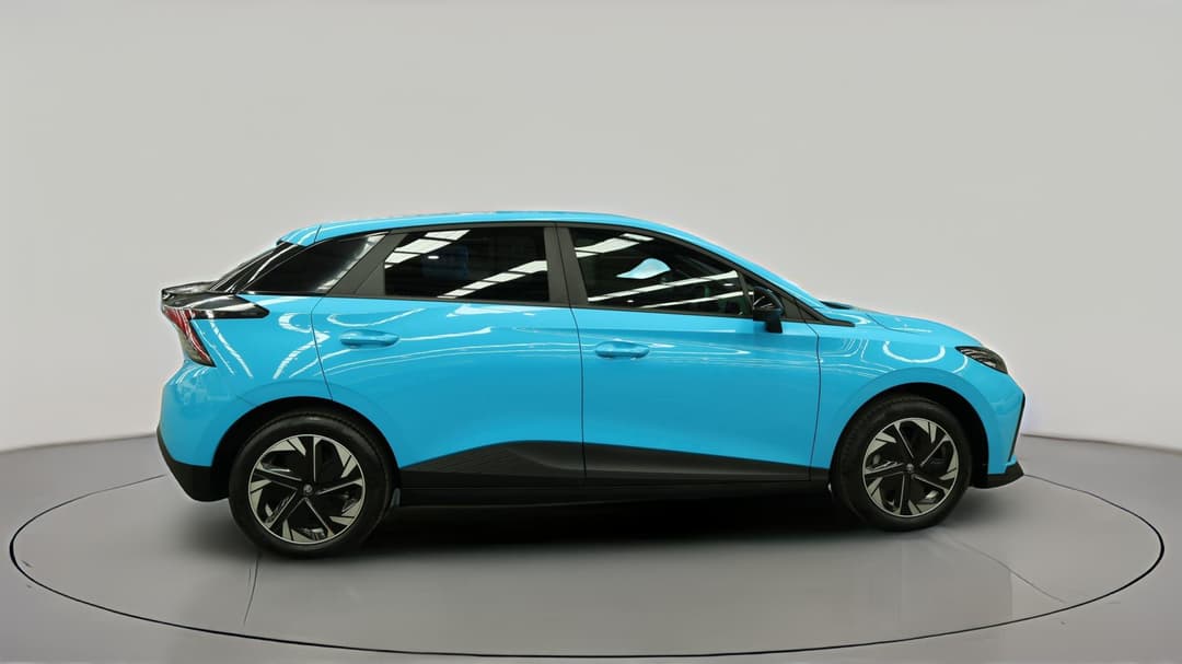 2024 MG Mg4 Excite 51, Automatic, 15393 km, Right Side View
