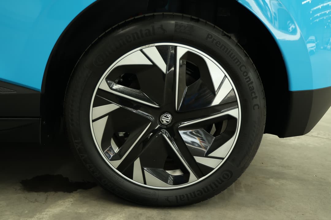 2024 MG Mg4 Excite 51, Automatic, 15393 km, Left Rear Wheel