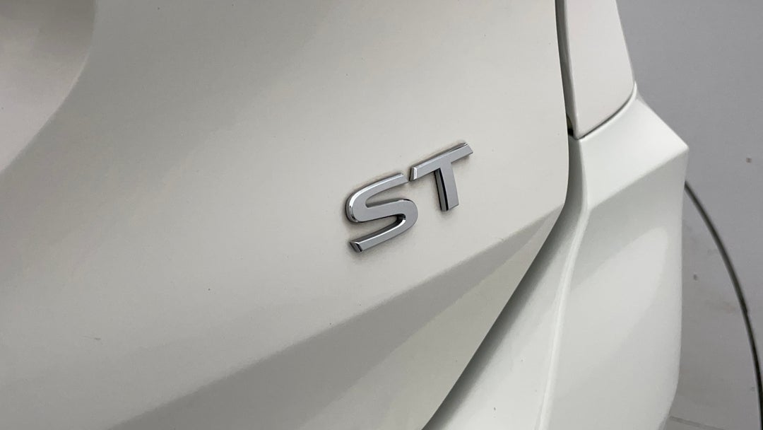 Badge (Boot Right Side)