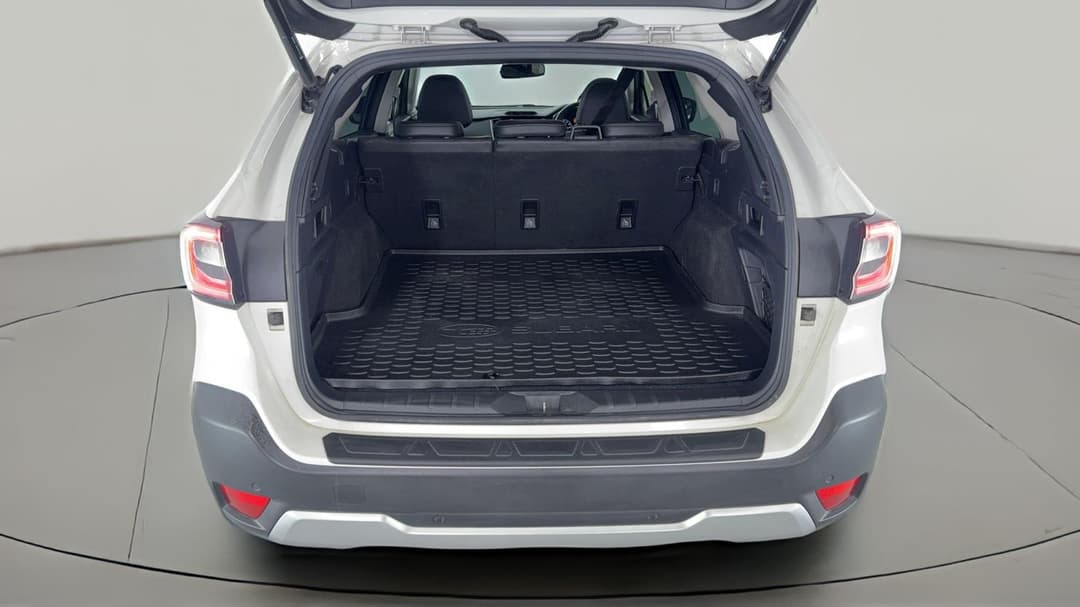 2022 Subaru Outback AWD Touring, Automatic, 79915 km, Boot Inside View