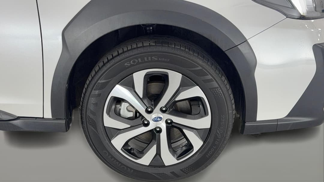 2022 Subaru Outback AWD Touring, Automatic, 79915 km, Right Front Wheel
