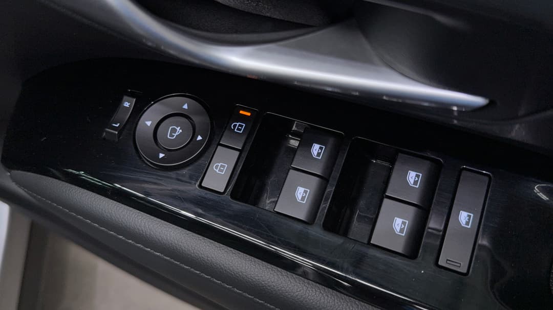 2024 Hyundai Tucson Elite Hybrid (FWD), Automatic, 66719 km, Drivers Side Door Panel Controls