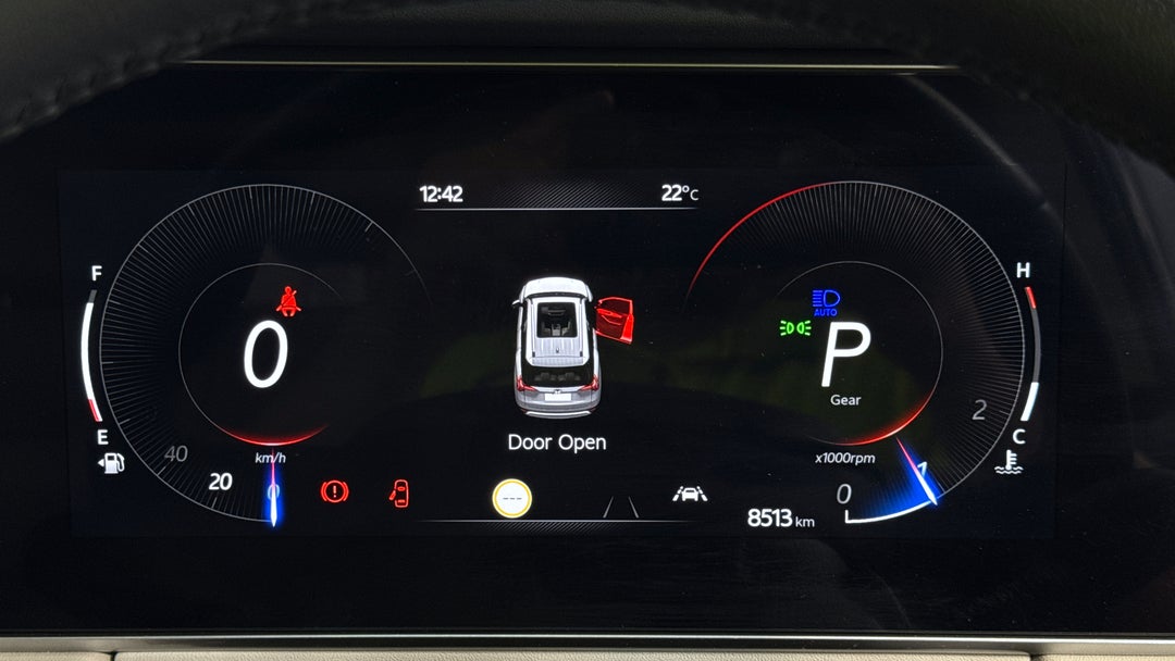 2024 Mahindra Xuv700 Ax7l, Automatic, 8513 km, Odometer View