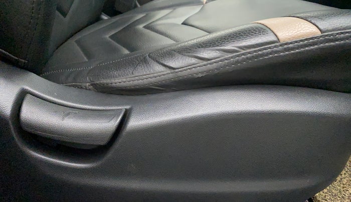 2018 Hyundai Creta E PLUS 1.6 PETROL, Petrol, Manual, 50,823 km, Driver Side Adjustment Panel