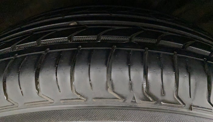 2018 Hyundai Creta E PLUS 1.6 PETROL, Petrol, Manual, 50,823 km, Right Rear Tyre Tread