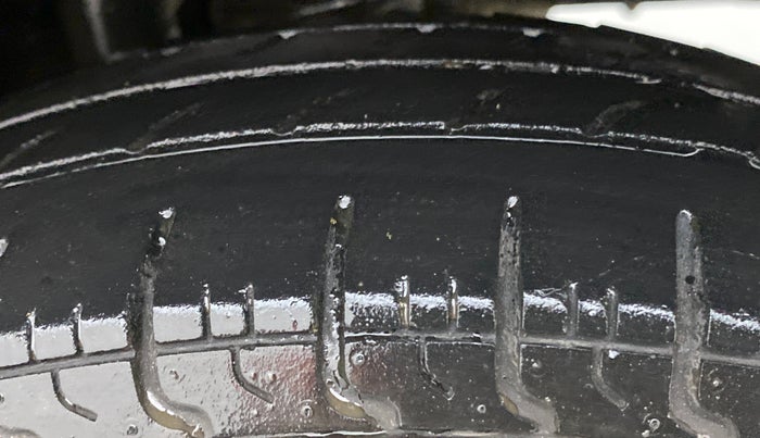 2017 Maruti Alto 800 VXI, Petrol, Manual, 39,326 km, Left Rear Tyre Tread