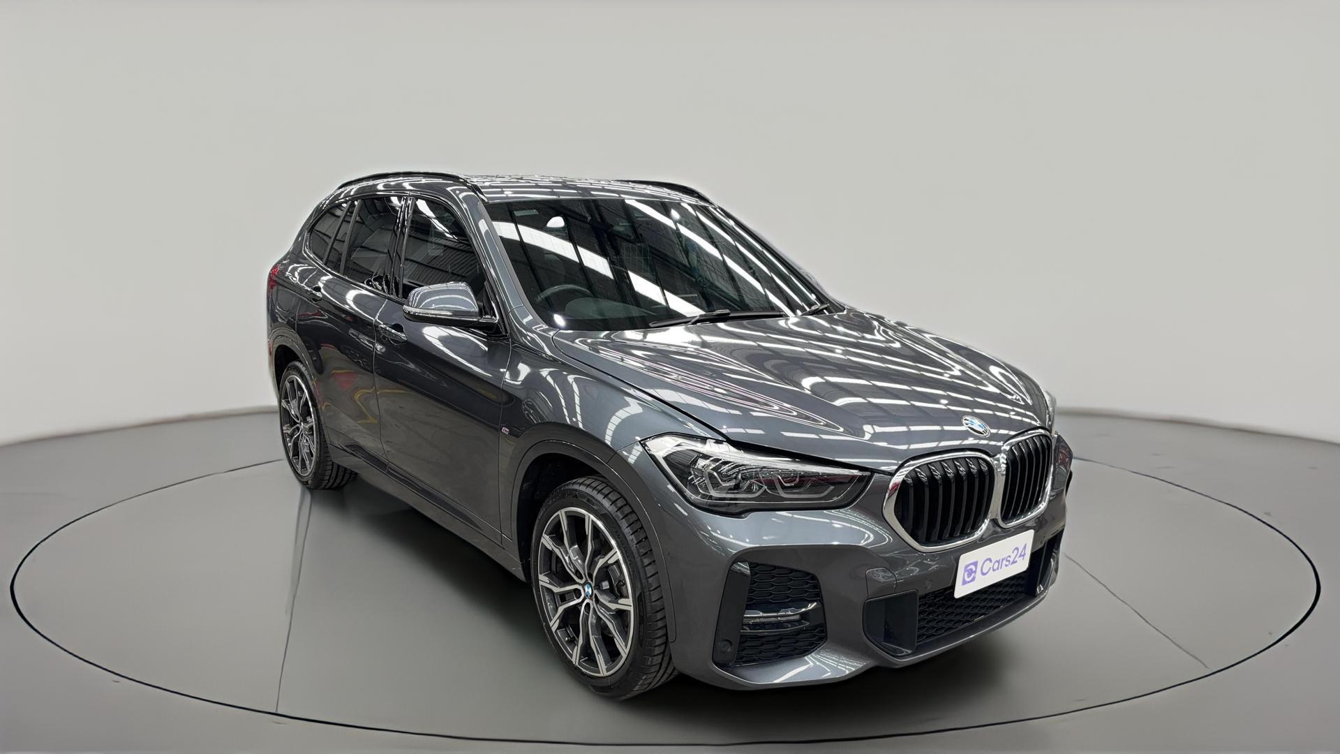 2022 BMW X1