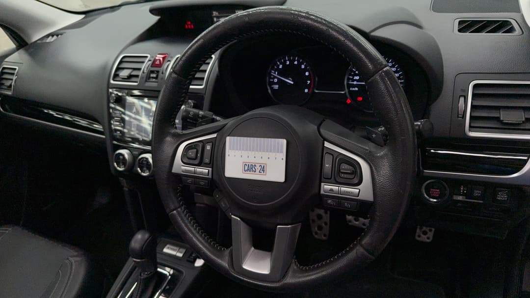 2016 Subaru Forester 2.0xt Premium, Automatic, 132427 km, Steering Wheel Body Wear