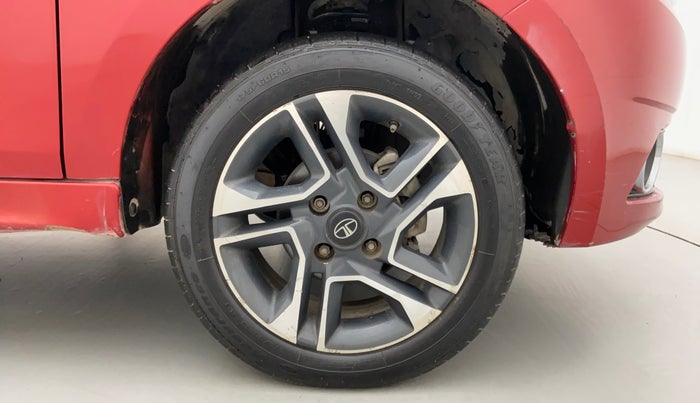 2018 Tata TIGOR XZ (O) PETROL, Petrol, Manual, 49,100 km, Right Front Wheel