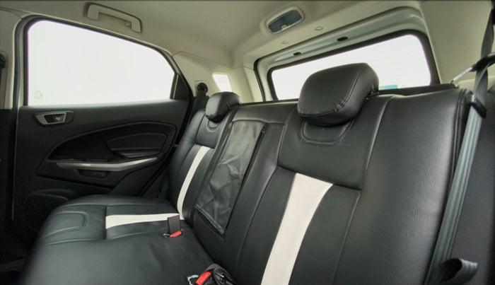 2019 Ford Ecosport 1.5 TITANIUM TI VCT, Petrol, Manual, 44,093 km, Right Side Rear Door Cabin