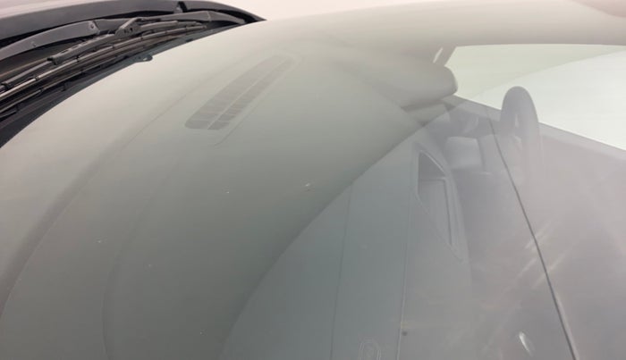 2017 Tata NEXON XM 1.5, Diesel, Manual, 63,908 km, Front windshield - Minor spot on windshield