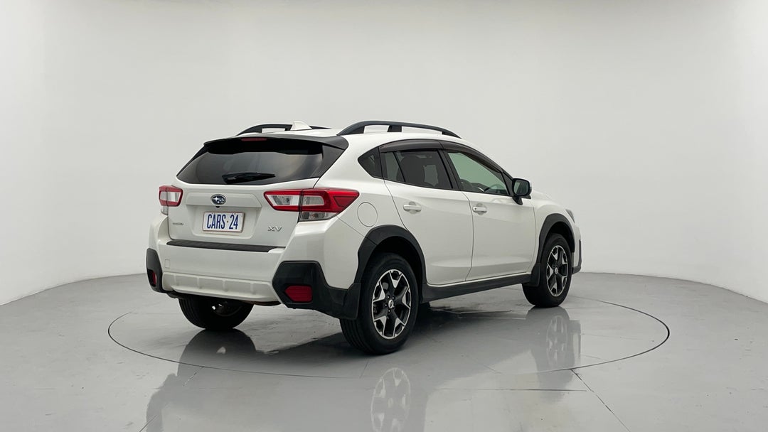 Right Back Diagonal (45- Degree) View