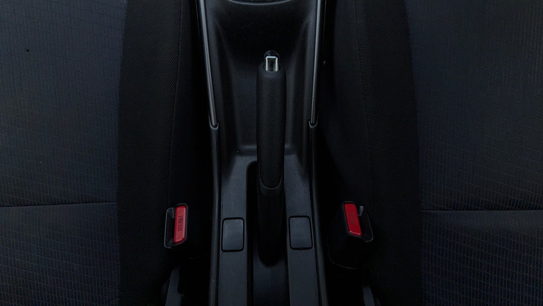 2022 Suzuki Baleno Gl, Automatic, 52562 km, Handbrake