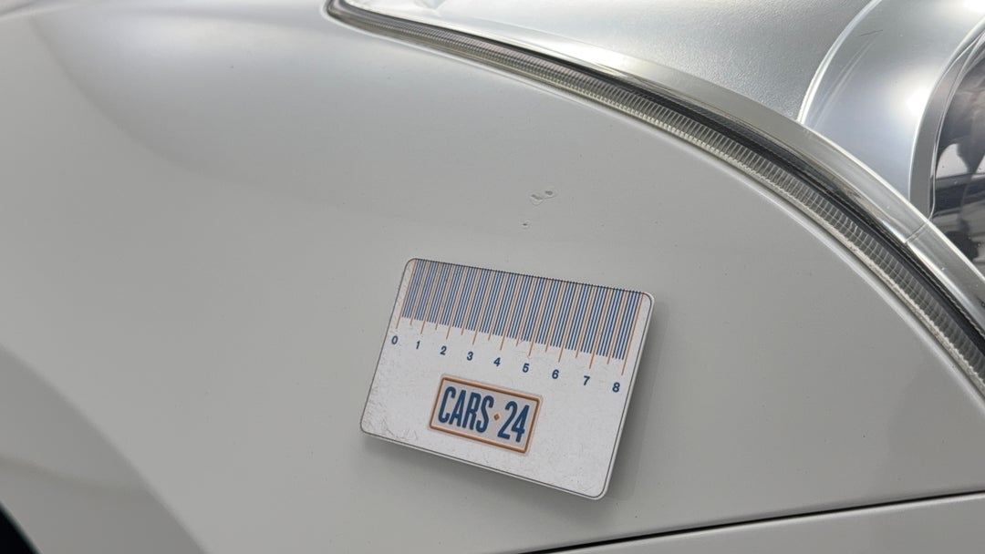 2022 Suzuki Baleno Gl, Automatic, 52562 km, Quarter Panel Front RHS Guard Chip