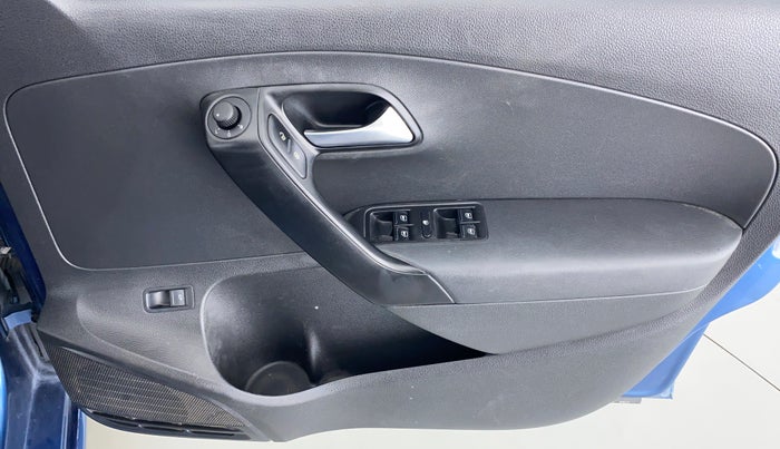 2017 Volkswagen Vento COMFORTLINE MT PETROL, Petrol, Manual, 68,808 km, Driver Side Door Panels Control