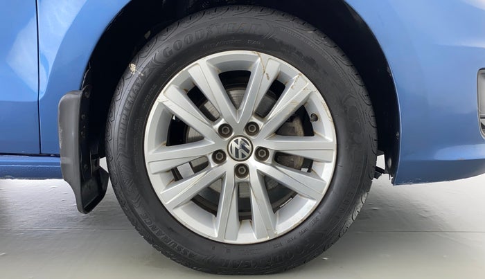 2017 Volkswagen Vento COMFORTLINE MT PETROL, Petrol, Manual, 68,808 km, Right Front Wheel