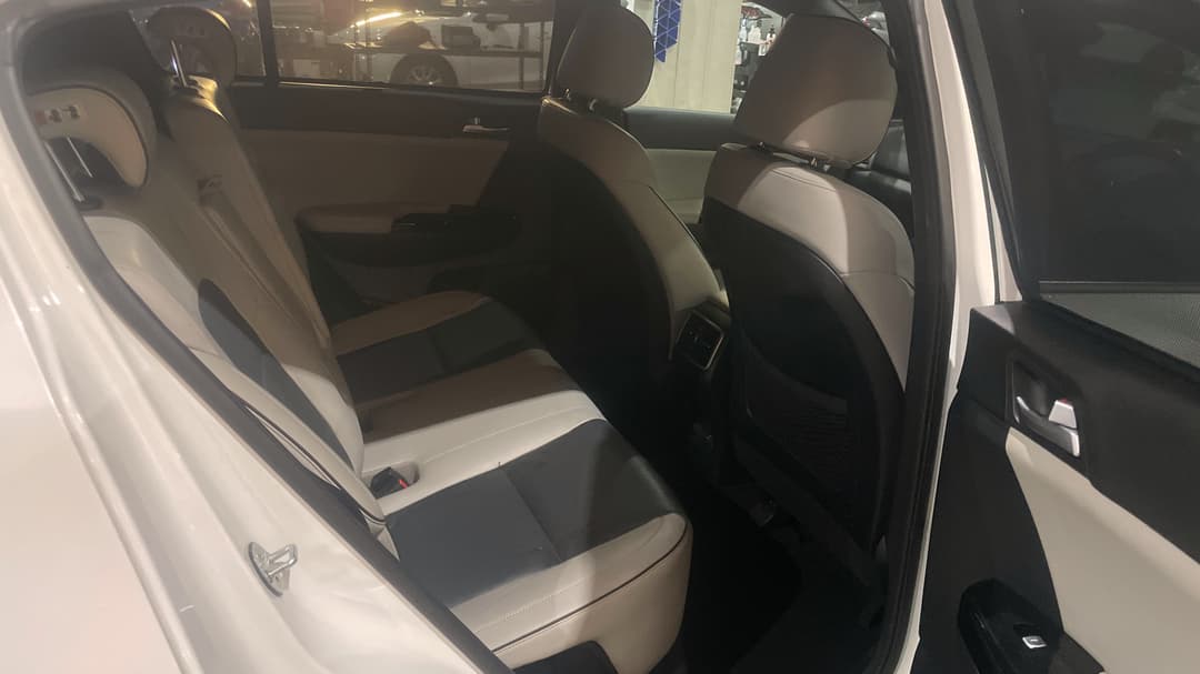2017 Kia Sportage Gt-line (AWD), Automatic, 108738 km, Right Side Rear Door Cabin View