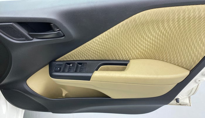 2014 Honda City S MT PETROL, Petrol, Manual, 22,764 km, Driver Side Door Panels Control