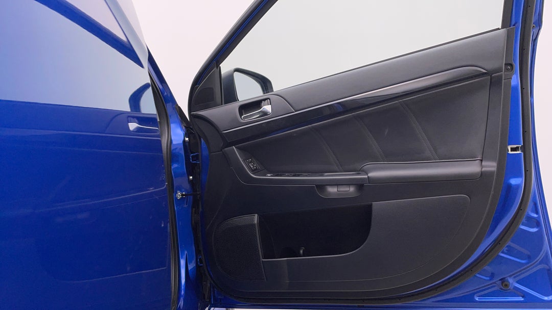 2017 Mitsubishi Lancer Es Sport, Automatic, 56725 km, Speaker View