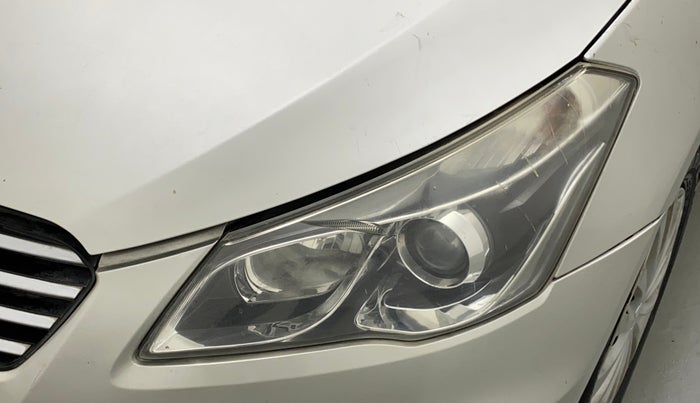 2018 Maruti Ciaz DELTA DIESEL 1.3, Diesel, Manual, 74,648 km, Left headlight - Faded